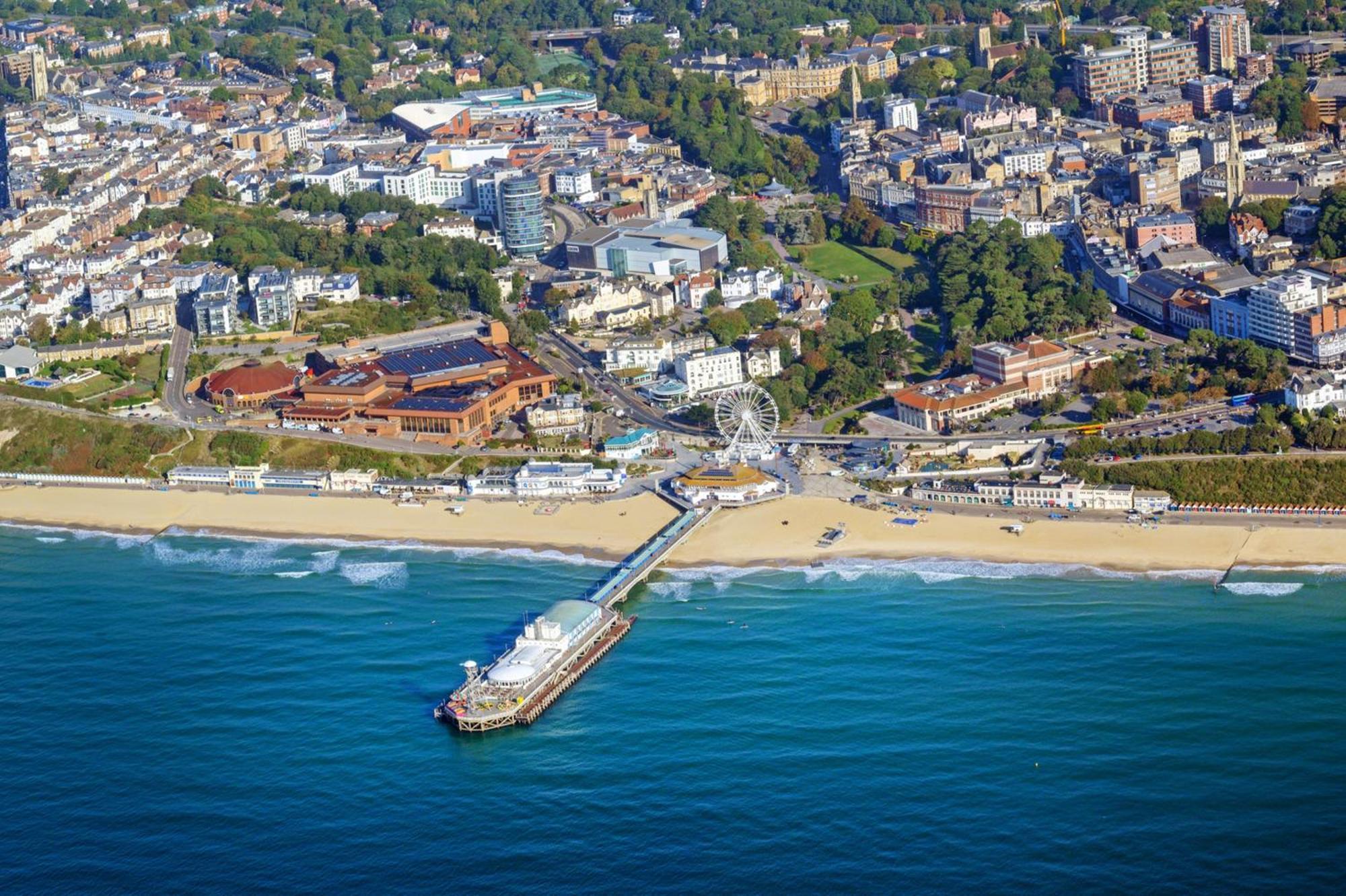 Bournecoast - Clifftop Apartment With Garden -Fm827 Bournemouth Exterior photo